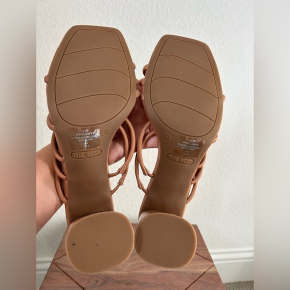 Nine West high chunky hills mules. Size 11. Color tan. - Picture 5 of 6